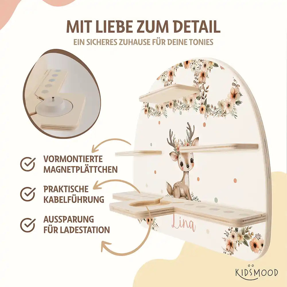 detailansicht der gravierten reh motive auf dem tonieregal