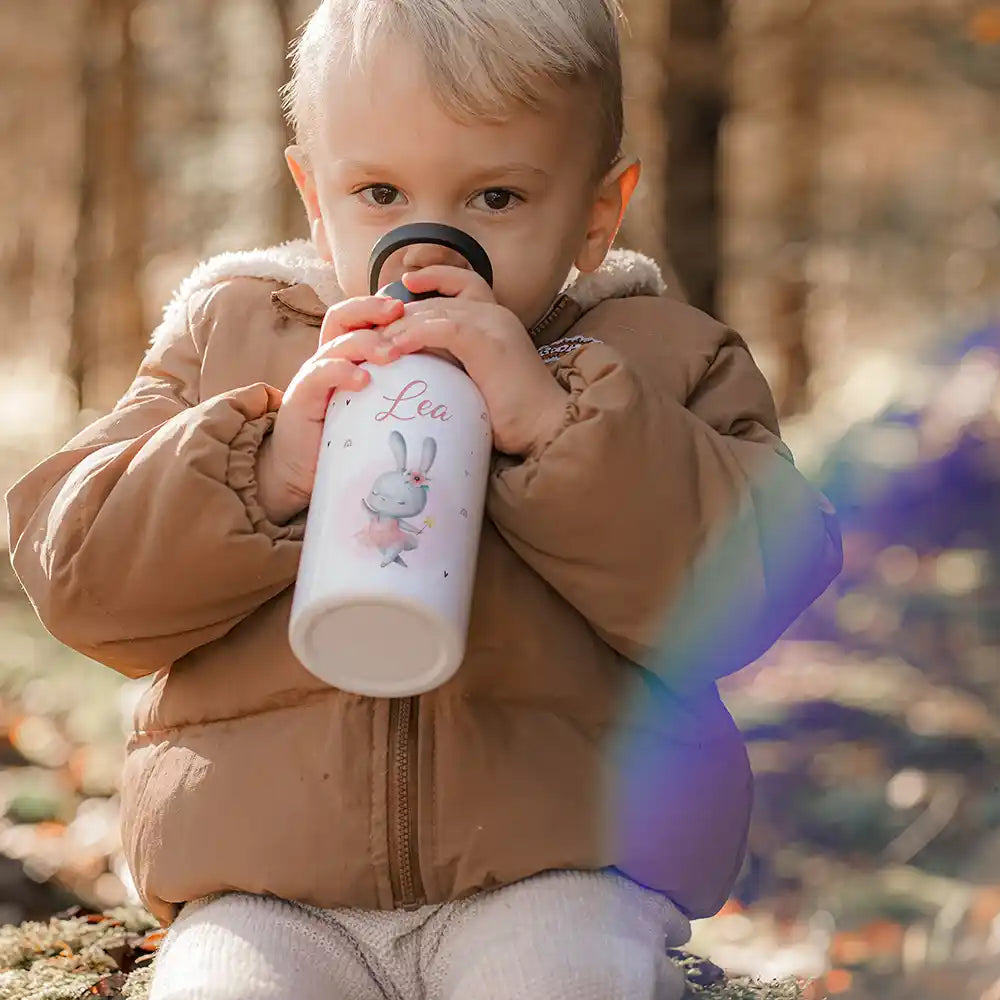 Gourde enfant avec paille pratique pour l'école, motif Lapin ballerine — Kidsmood