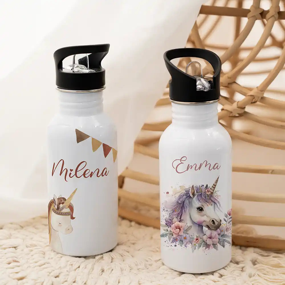 Gourde enfant 500 ml avec prénom pour l'école, motif Licorne et guirlande — Kidsmood