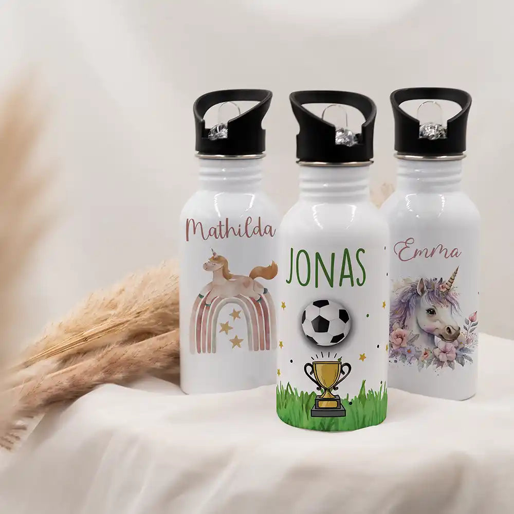 Gourde à paille personnalisée, idée cadeau enfant motif Football et trophée — Kidsmood