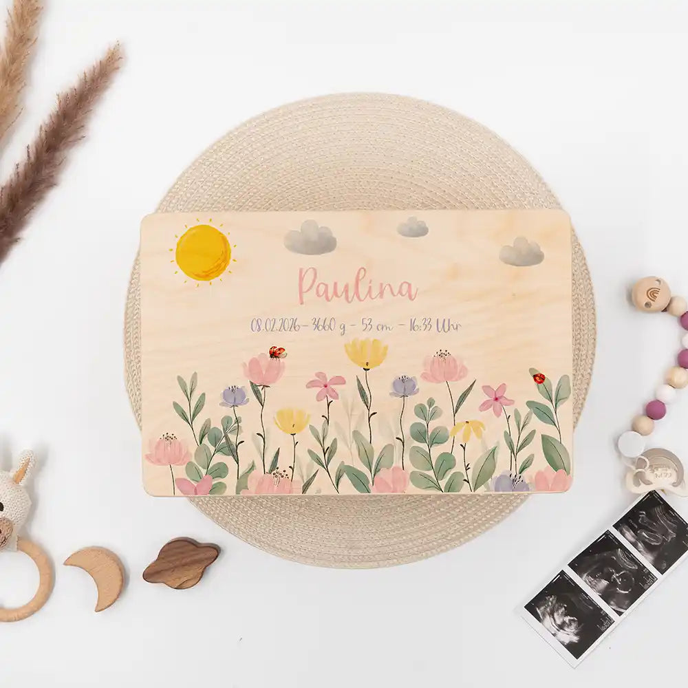 Boîte à souvenirs bébé personnalisée Fleurs sauvages – ambiance chambre de bébé