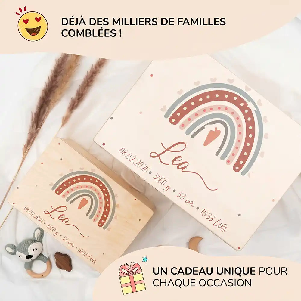 Boîte à souvenirs bébé personnalisée Arc-en-ciel boho – les deux grandes tailles présentées ensemble