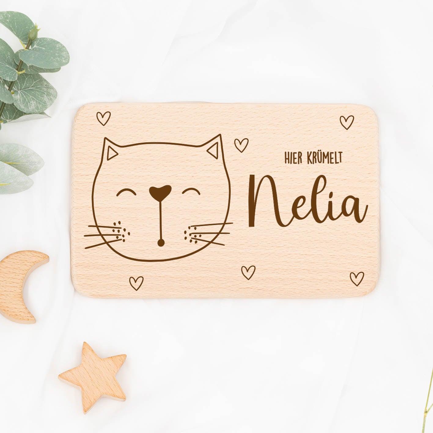 personalized breakfast board with kitten design