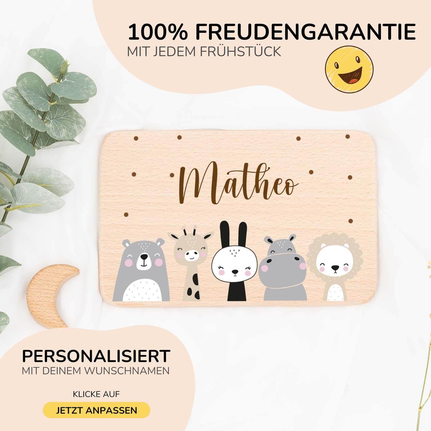 hochwertiges frühstücksbrettchen mit tierfamilie personalisiert