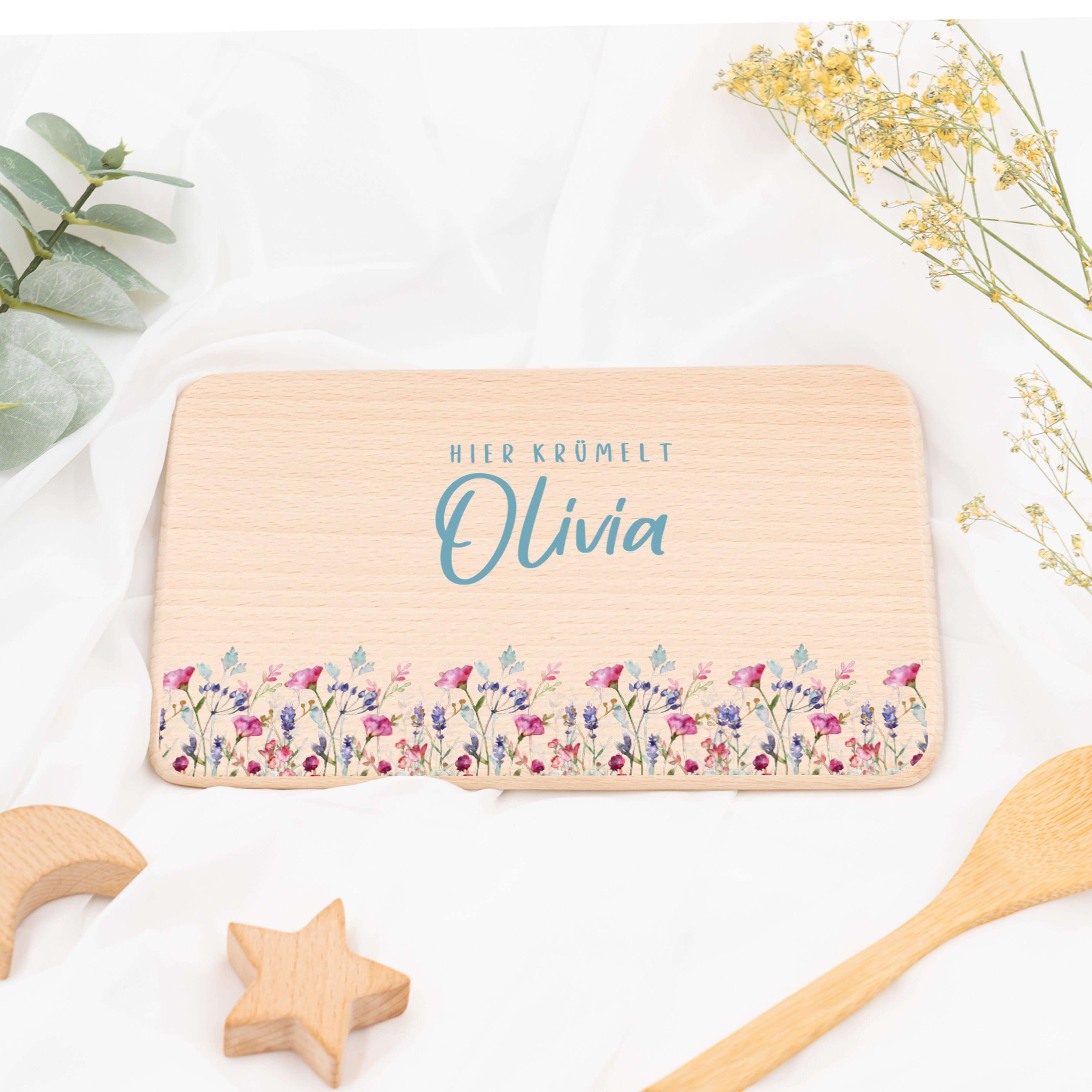 personalisiertes frühstücksbrettchen mit blumenpark design