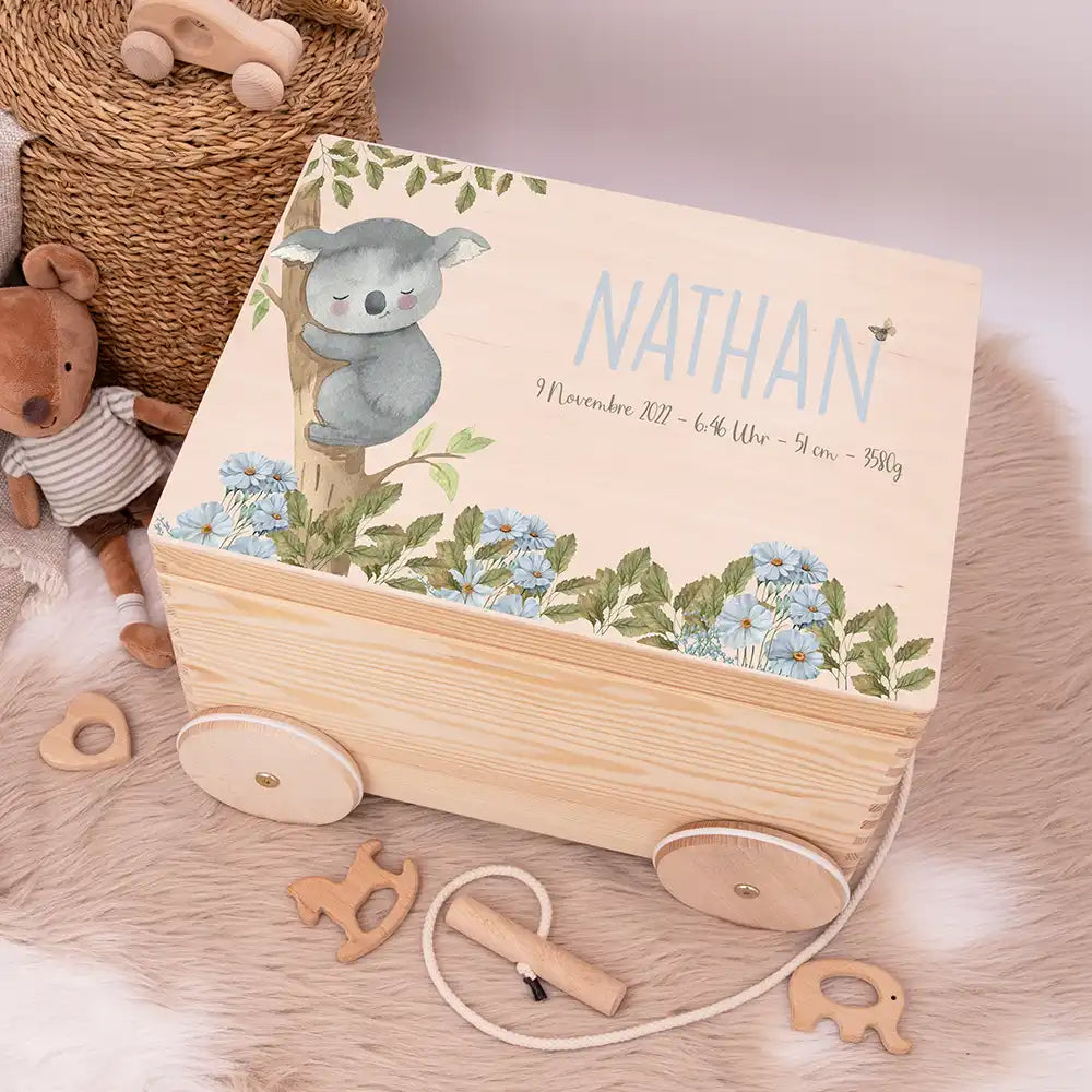 Spielzeugkiste mit Rädern personalisiert - Koala