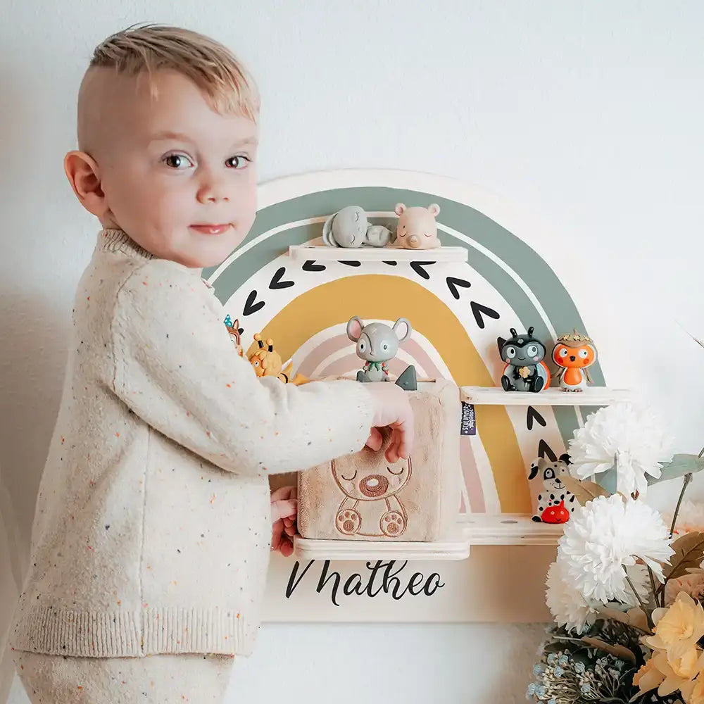 Tonie Regal aus Holz, Toniebox Regal personalisiert Regenbogen 1