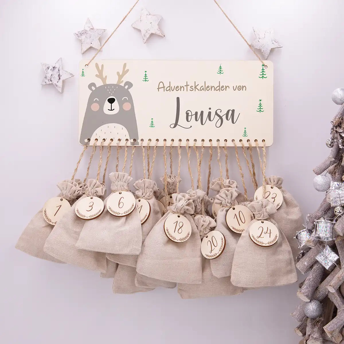 Personalisierbarer Adventskalender farbig - Rentier grau