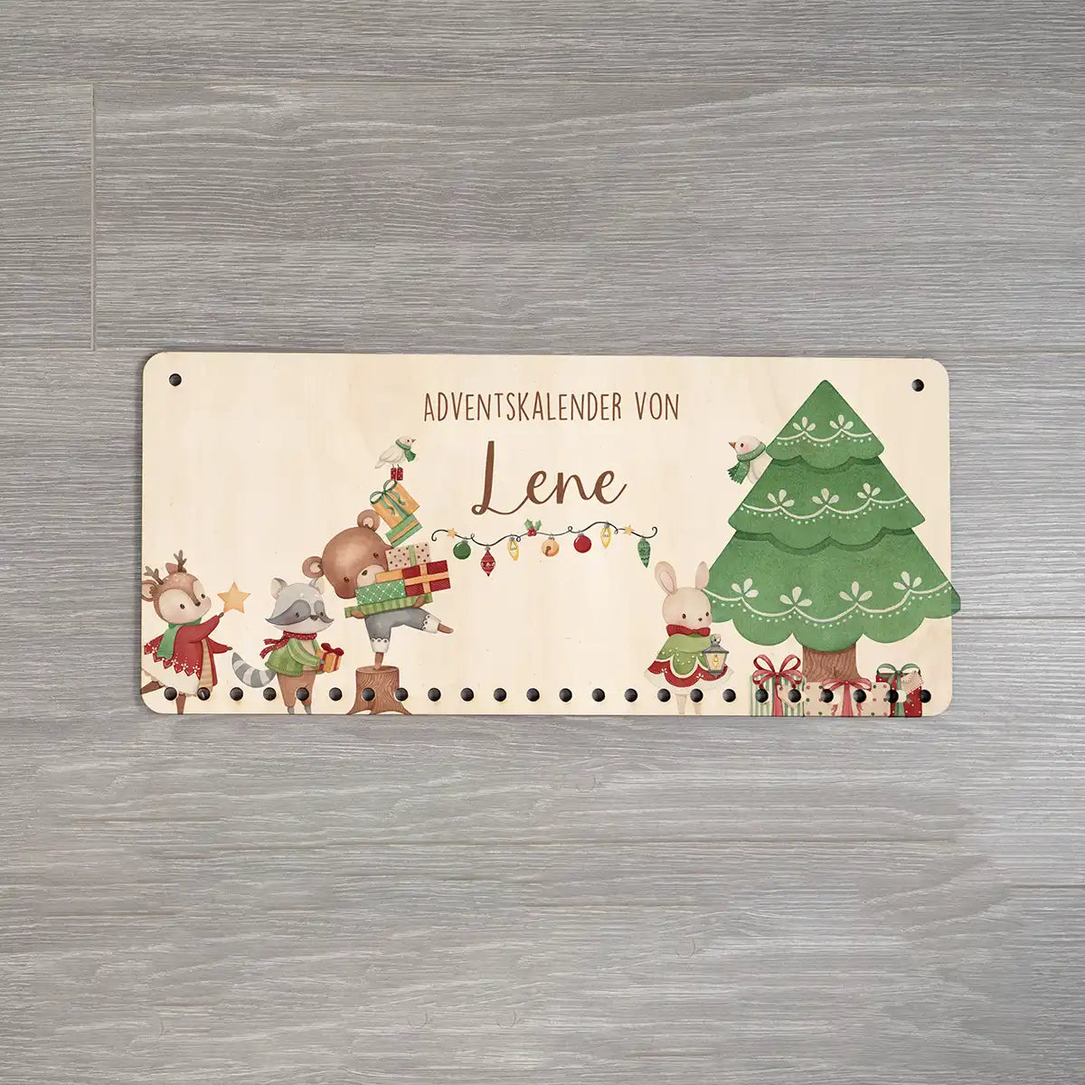 Personalisierbarer Adventskalender farbig - Weihnachtsbaum Tiere