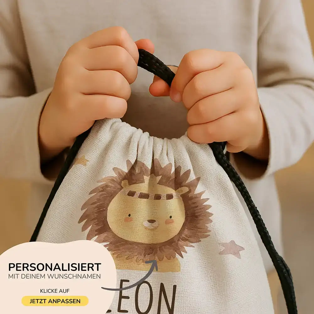 Personalisierter Turnbeutel mit Namen - Löwe mit Kranz