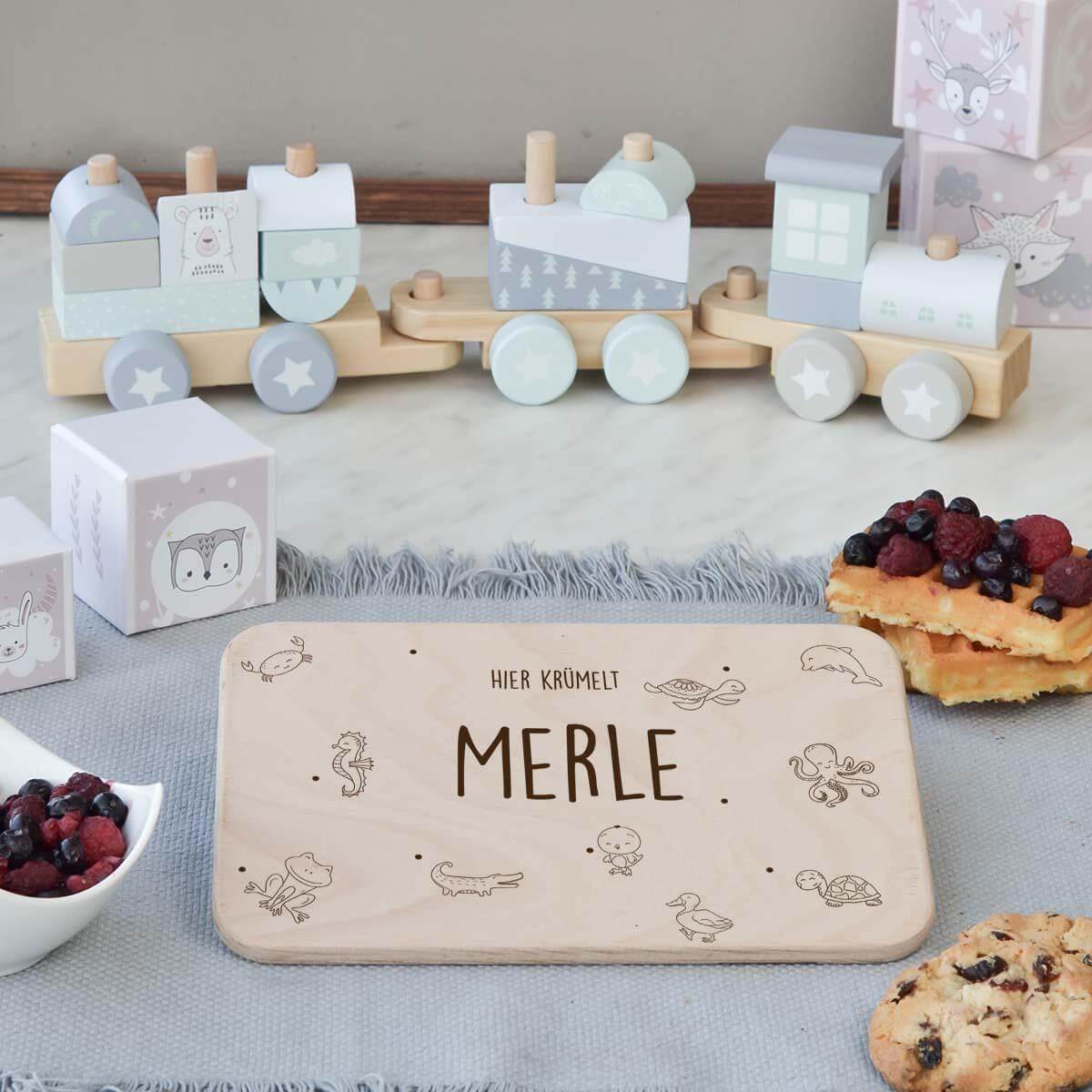 custom ocean design on wooden breakfast board