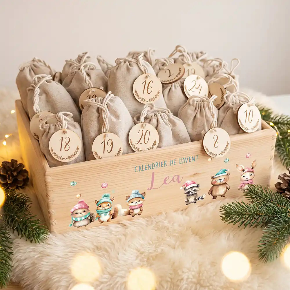 Calendrier de l'avent personnalisé, motif Bonnets pastel — Caisse garnie des 24 sachets | Kidsmood