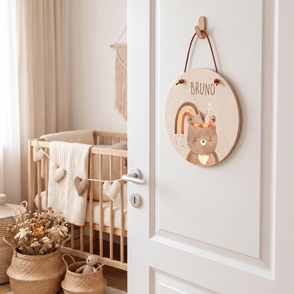 Plaque de porte personnalisée, motif Ours bohème — Accrochée à la porte de la chambre | Kidsmood