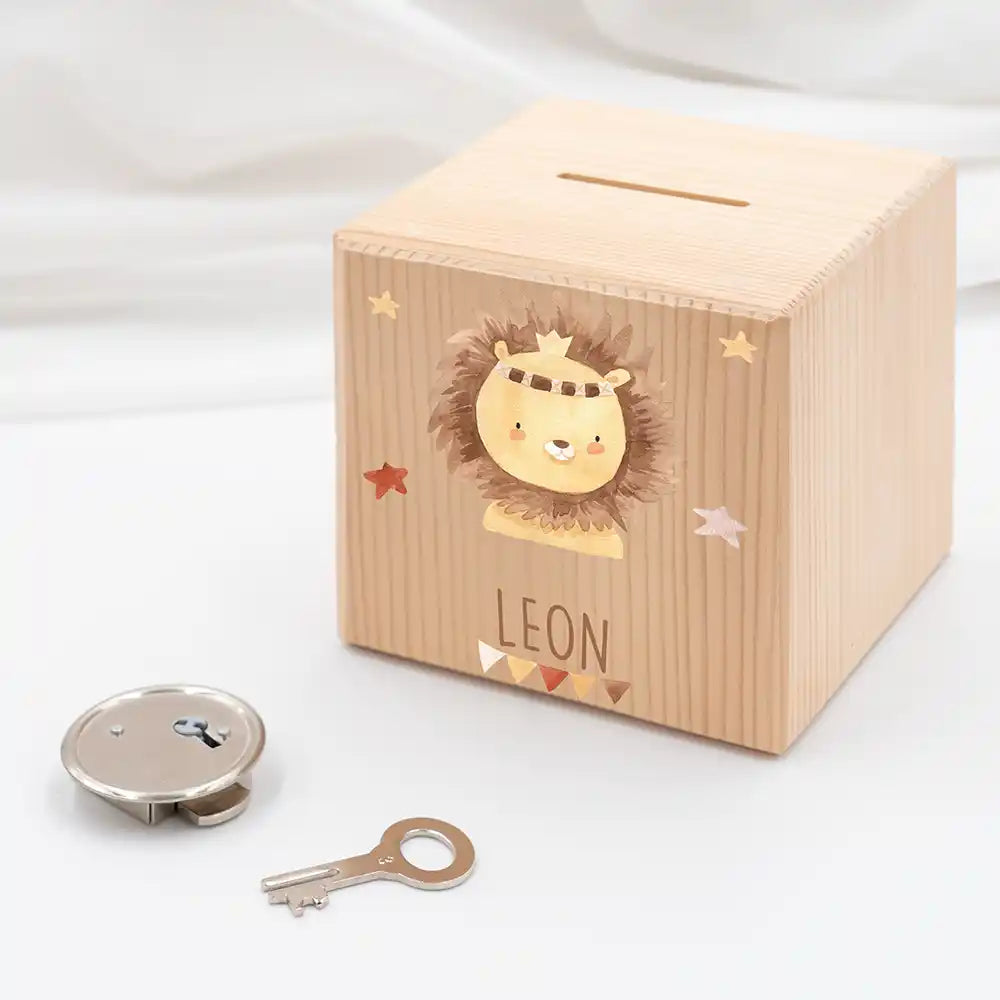 Tirelire personnalisée enfant, idée cadeau de naissance, motif lion couronné — Kidsmood