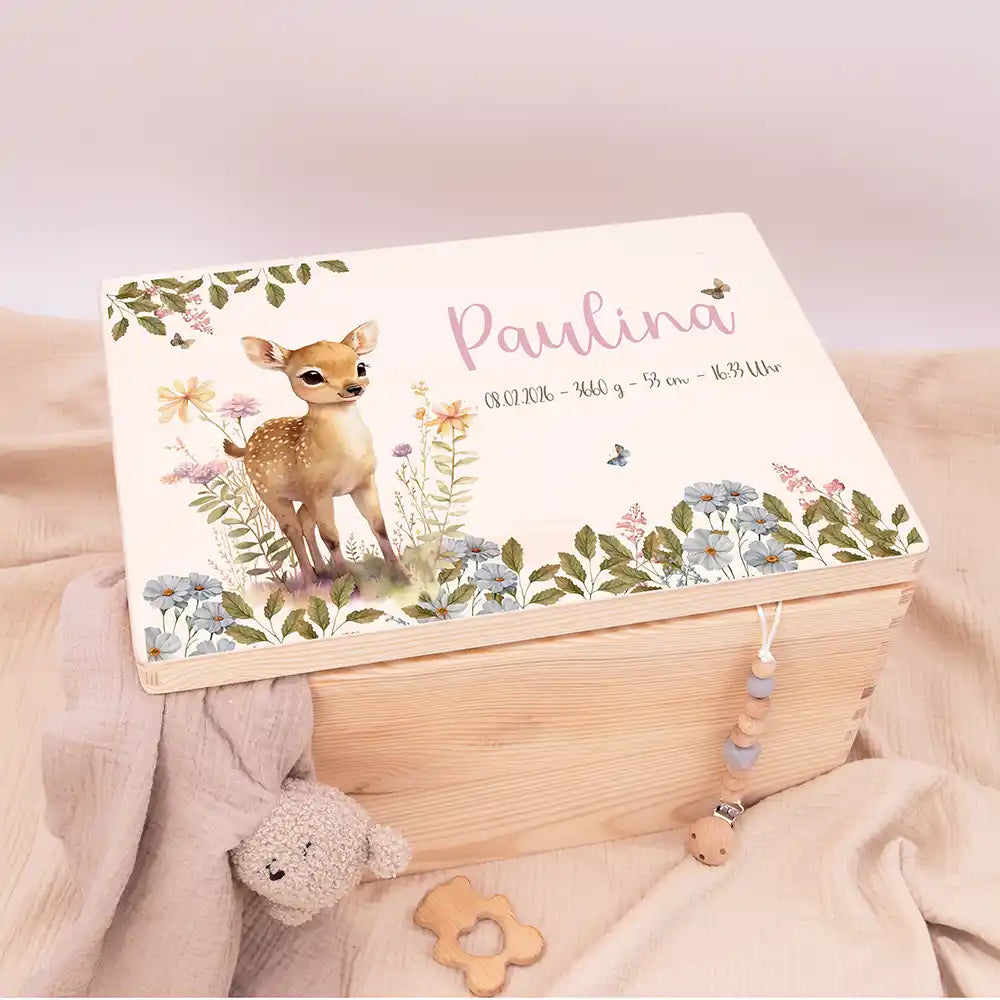 Boîte à souvenirs bébé personnalisée Faon fleurs des champs – coffret en bois posé à plat avec décoration douce
