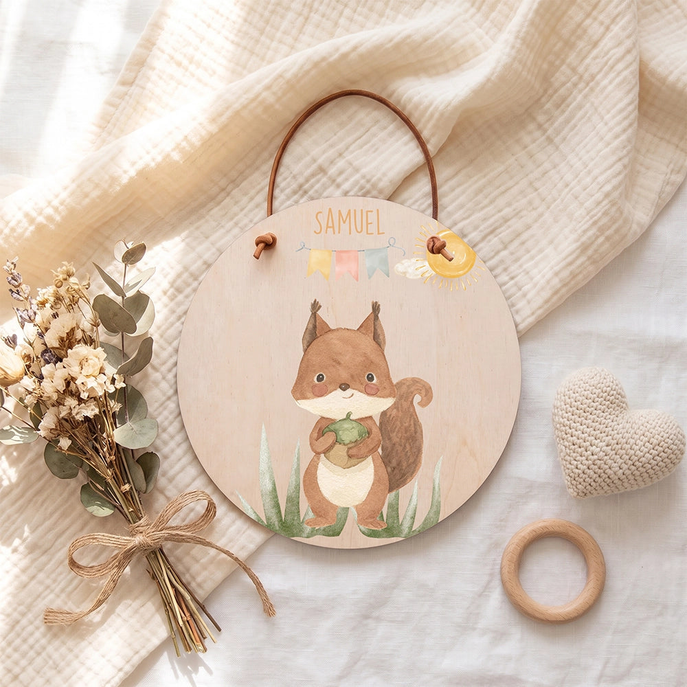 Plaque de porte personnalisée, motif Écureuil et fanions — Vue de détail à plat | Kidsmood