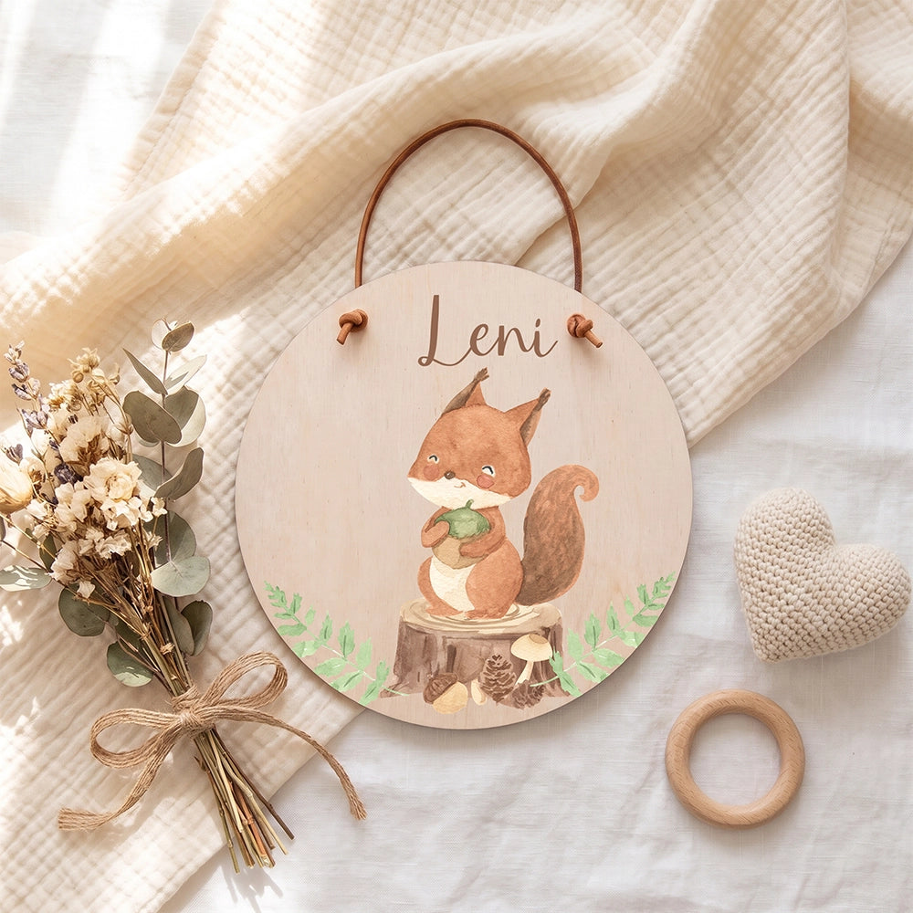 Plaque de porte personnalisée, motif Écureuil et gland — Vue de détail à plat | Kidsmood