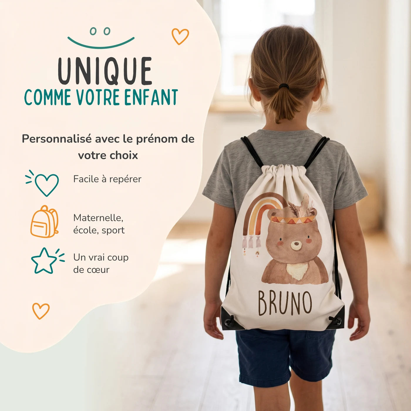 Enfant portant son sac de sport personnalisé sur le dos, motif ours bohème — Kidsmood