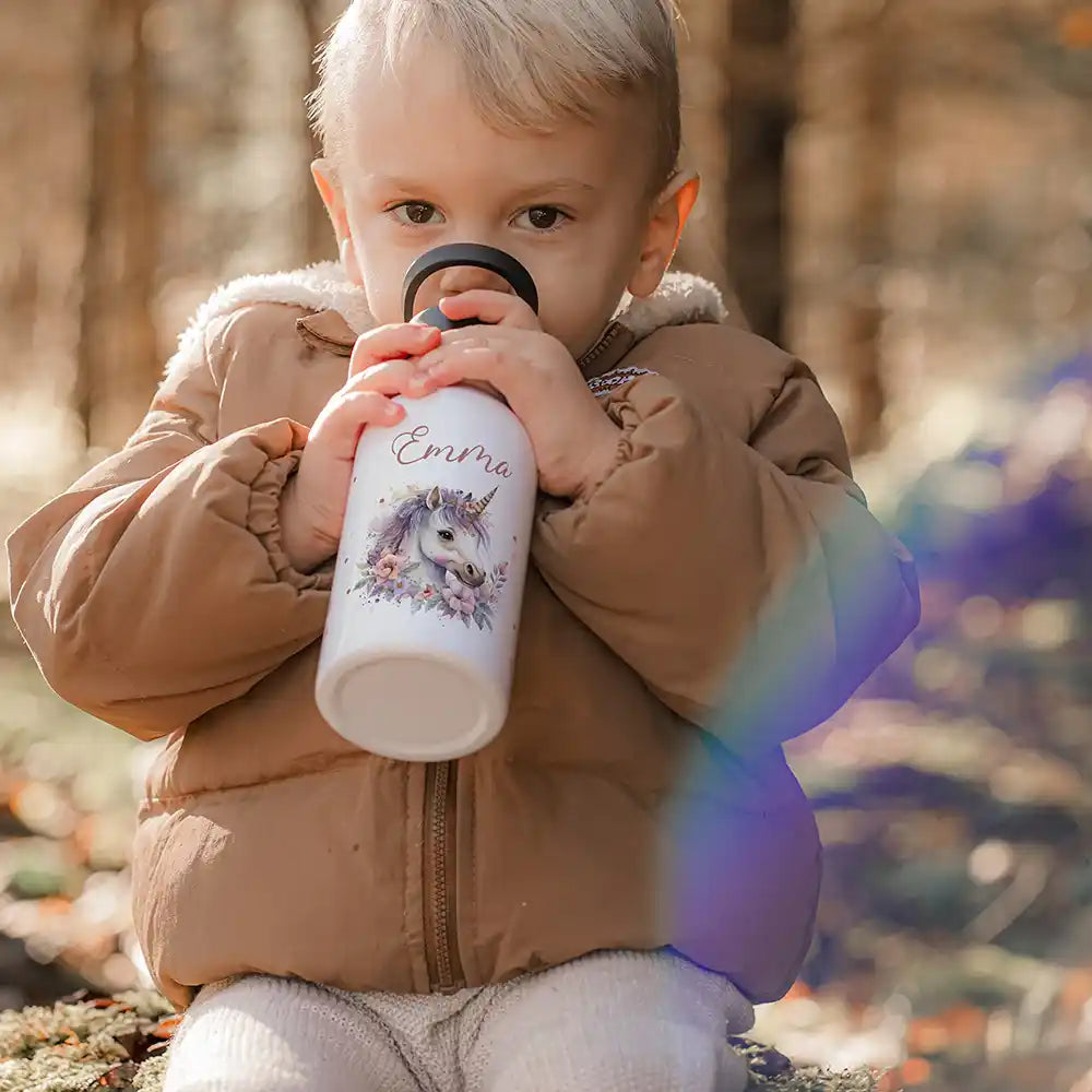 Gourde enfant avec paille pratique pour l'école, motif Licorne fleurie — Kidsmood