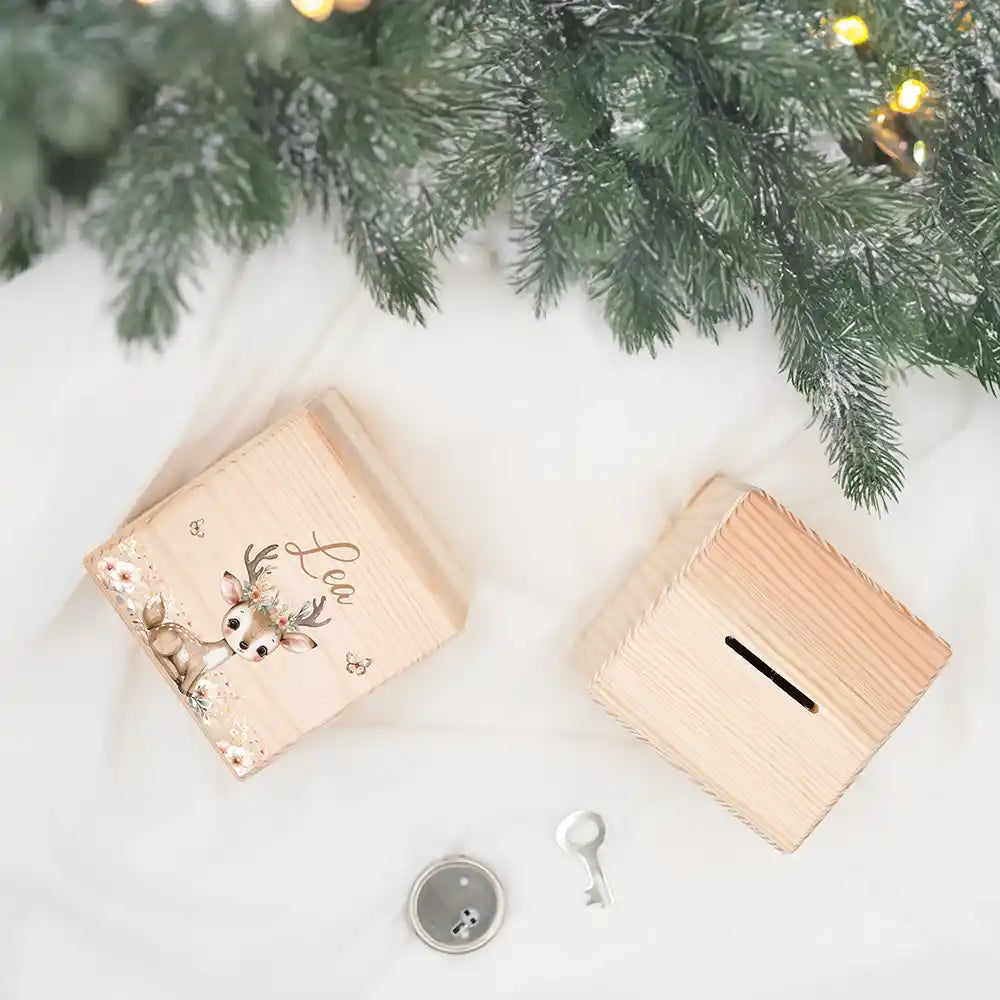 Tirelire en bois personnalisée, cadeau de Noël pour enfant, motif faon et papillons — Kidsmood