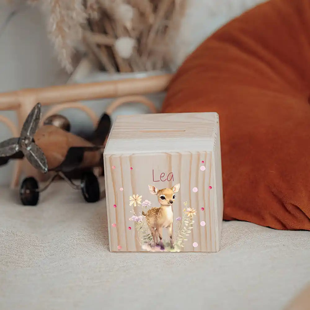 Tirelire en bois pour enfant en décoration de chambre, motif faon des prés — Kidsmood