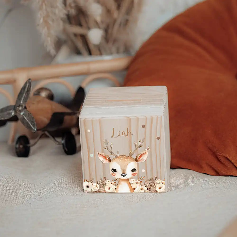 Tirelire en bois pour enfant en décoration de chambre, motif faon fleuri — Kidsmood