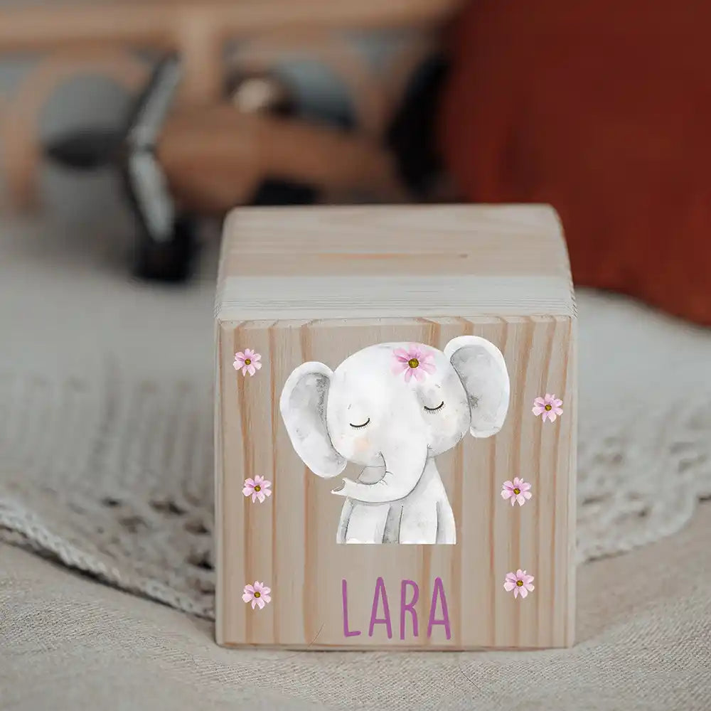 Tirelire personnalisée en bois pour la chambre d'enfant, motif éléphant fleuri — Kidsmood