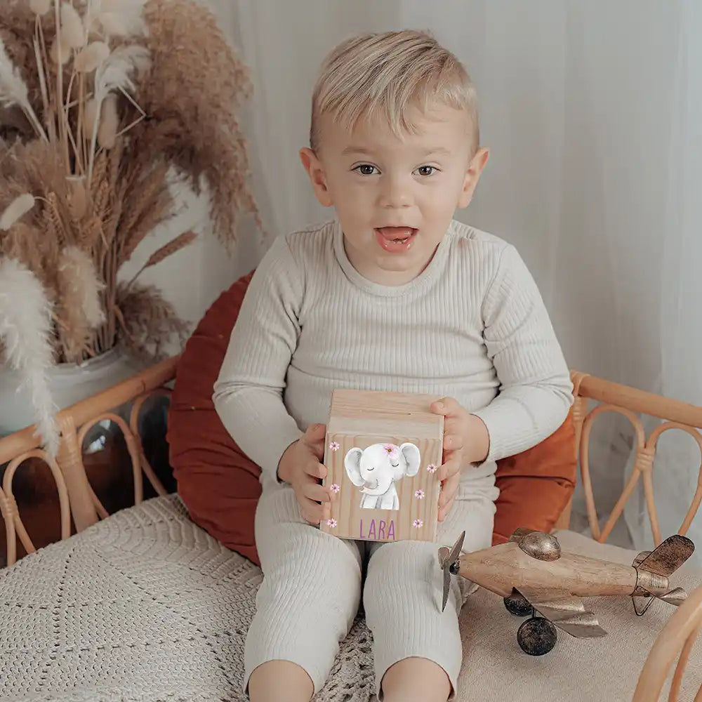 Tirelire personnalisée pour garçon, idée cadeau enfant, motif éléphant fleuri — Kidsmood