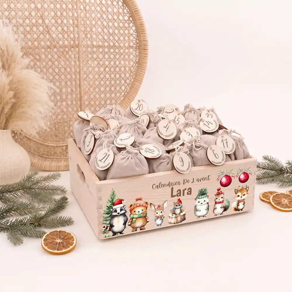 Calendrier de l'avent personnalisé, motif Blaireau et amis — Caisse en bois clair | Kidsmood