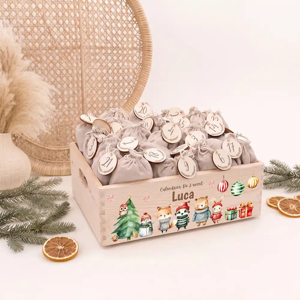 Calendrier de l'avent personnalisé, motif Bonhomme de neige — Caisse en bois clair | Kidsmood