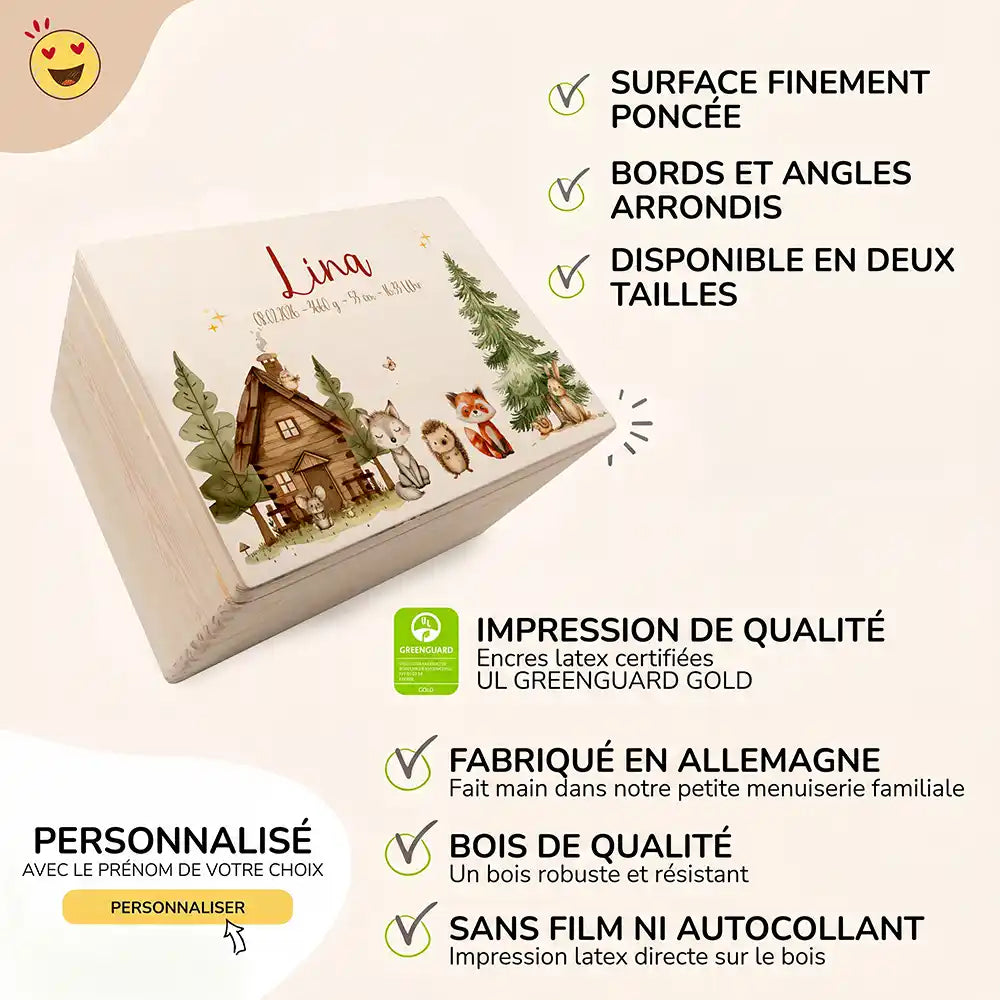 Boîte à souvenirs bébé personnalisée Cabane de la forêt – surface poncée, bords arrondis, impression directe sur le bois