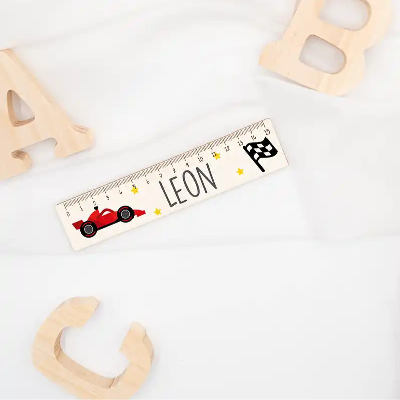 Holzlineal personalisiert - Rennwagen