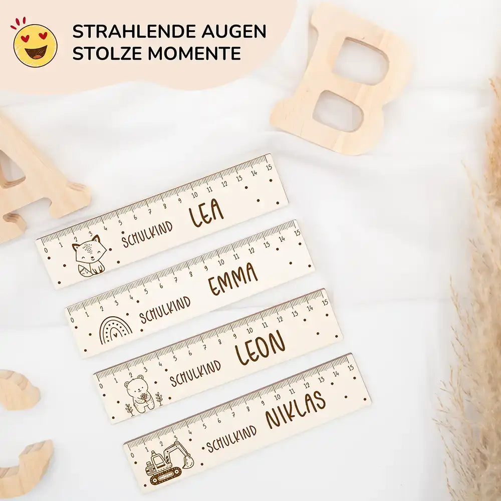 personalisierte holzlineal mit regenbogen für den schulstart