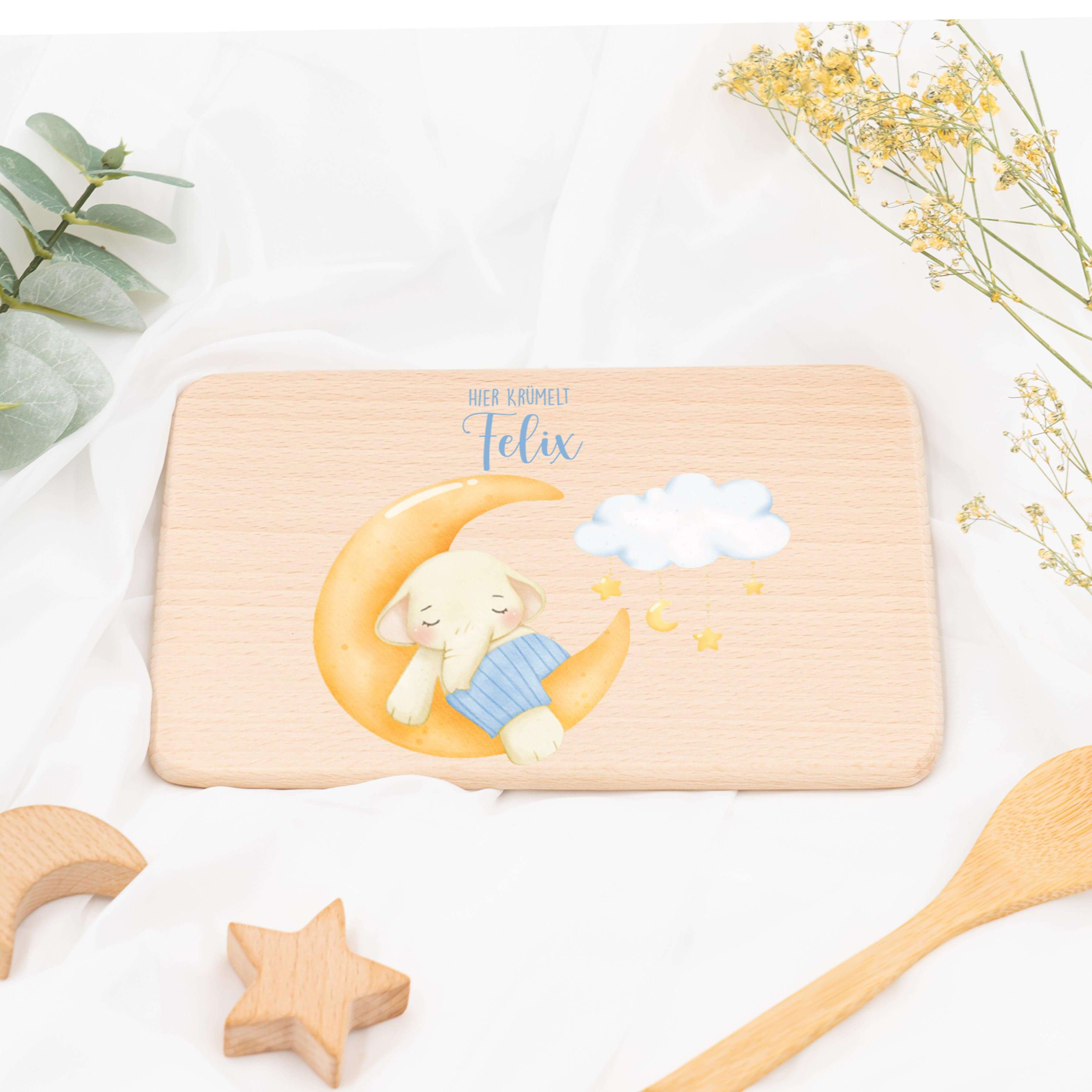 personalisiertes frühstücksbrettchen mit süßem elefant design