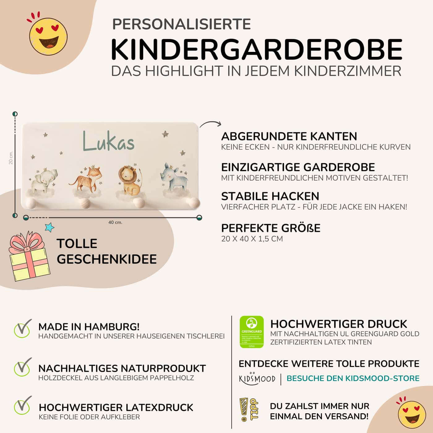detailansicht der gravierten safari motive auf der holzgarderobe