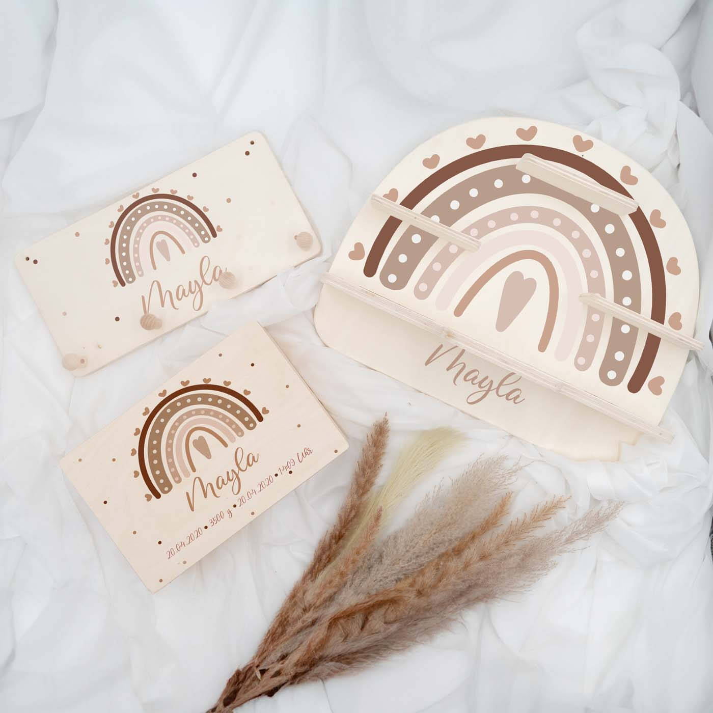 regenbogen-bundle mit personalisierter erinnerungskiste tonieboxregal und garderobe