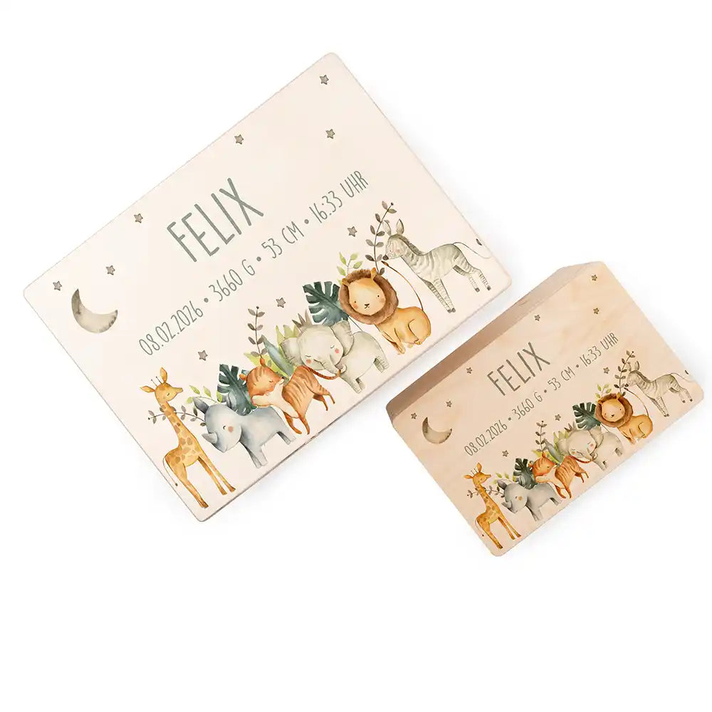 Boîte à souvenirs bébé personnalisée Animaux de la savane – coffret fermé sur fond blanc