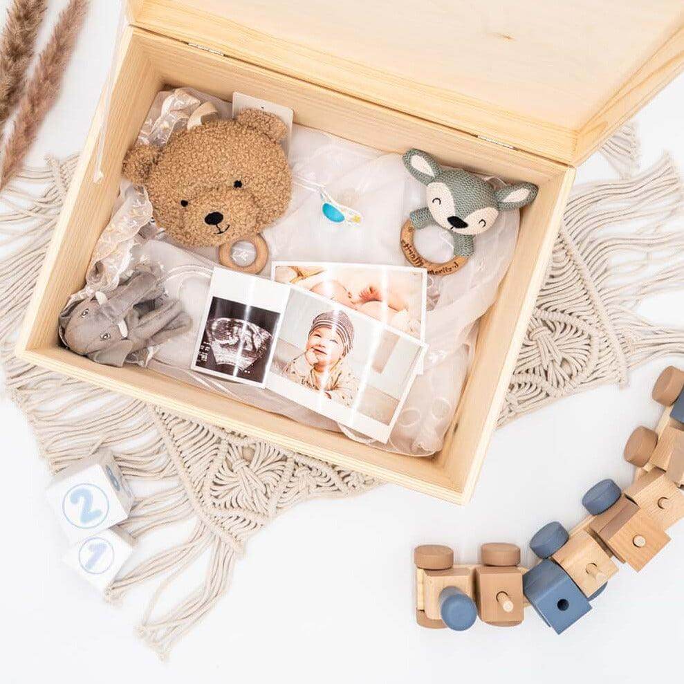 memory box with löwe boho design and personalized name