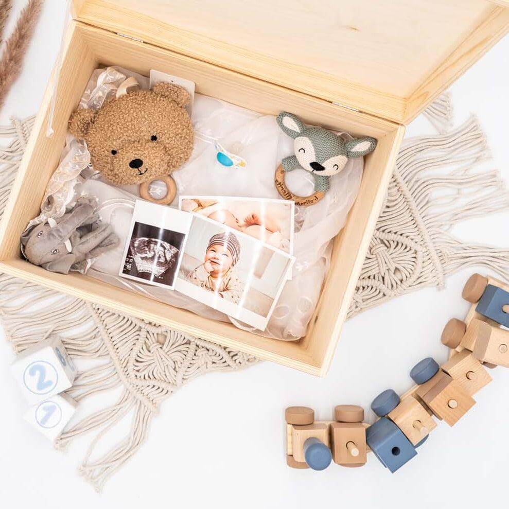 memory box with waldtiere design and personalized name
